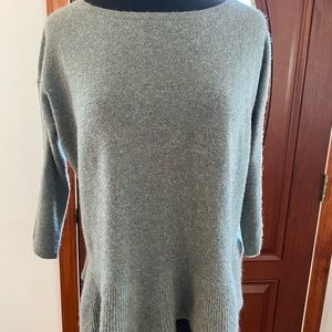 Garnet Hill 100 % Cashmere Heathered Green Peplum Sweater Size Small